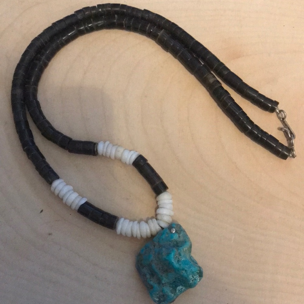 Native turquoise choker/necklace.